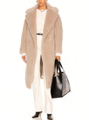 101604 Teddy Bear Icon Coat in Sand – Full Styled Outfit View, Cosy Luxury Winter Coat – LOOKE GARMENT